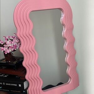 Pink Wavy Mirror